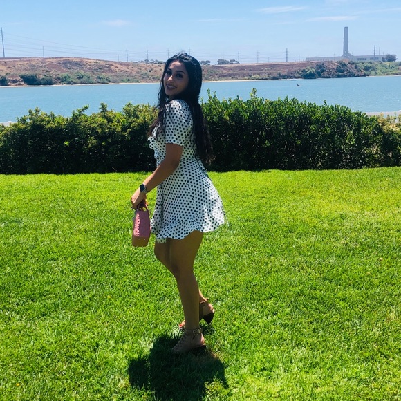 Meet your Posher, Isai - Picture 2 of 8